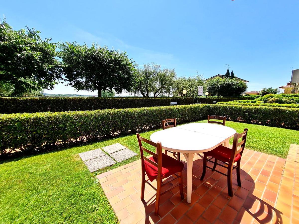 Apartments Gli Ulivi Lazise Exterior photo