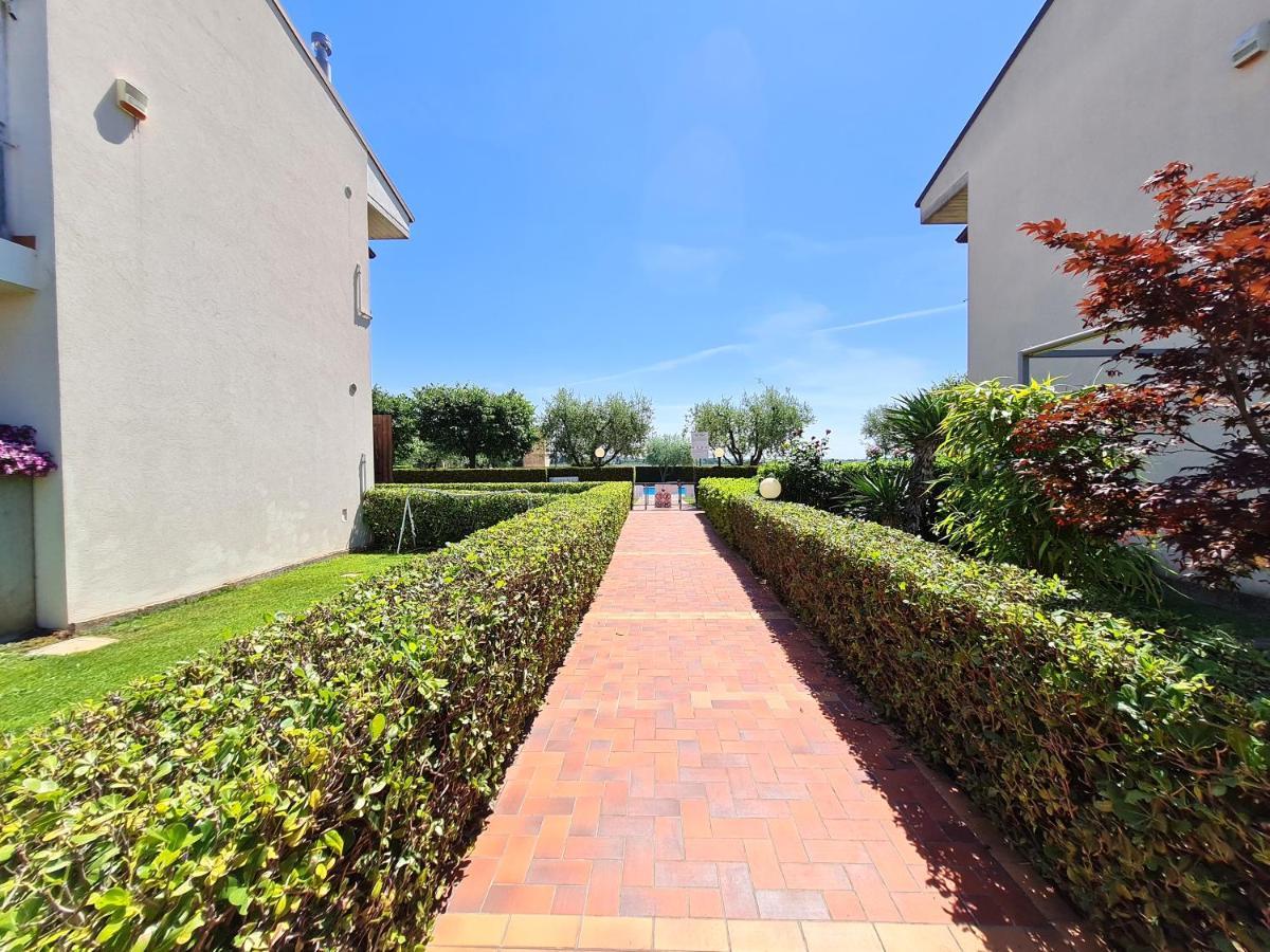 Apartments Gli Ulivi Lazise Exterior photo