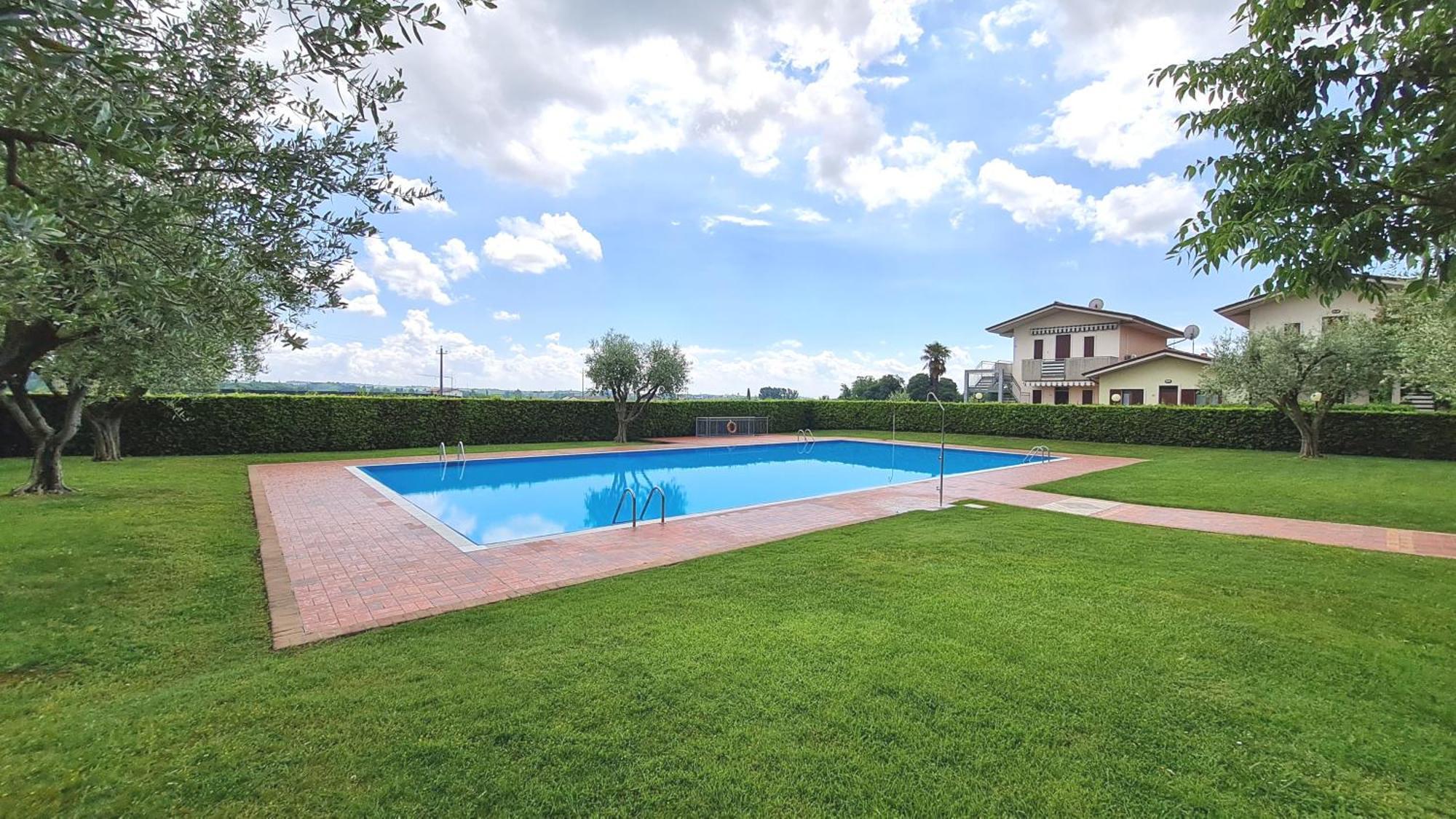 Apartments Gli Ulivi Lazise Exterior photo